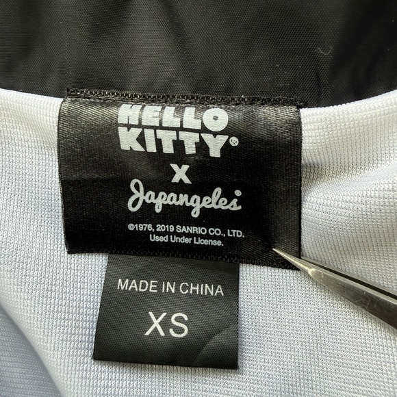JAPANGELES x Hello Kitty  Windbreaker Coach Jacket Snap Button Black XS Limited - Picture 2 of 11
